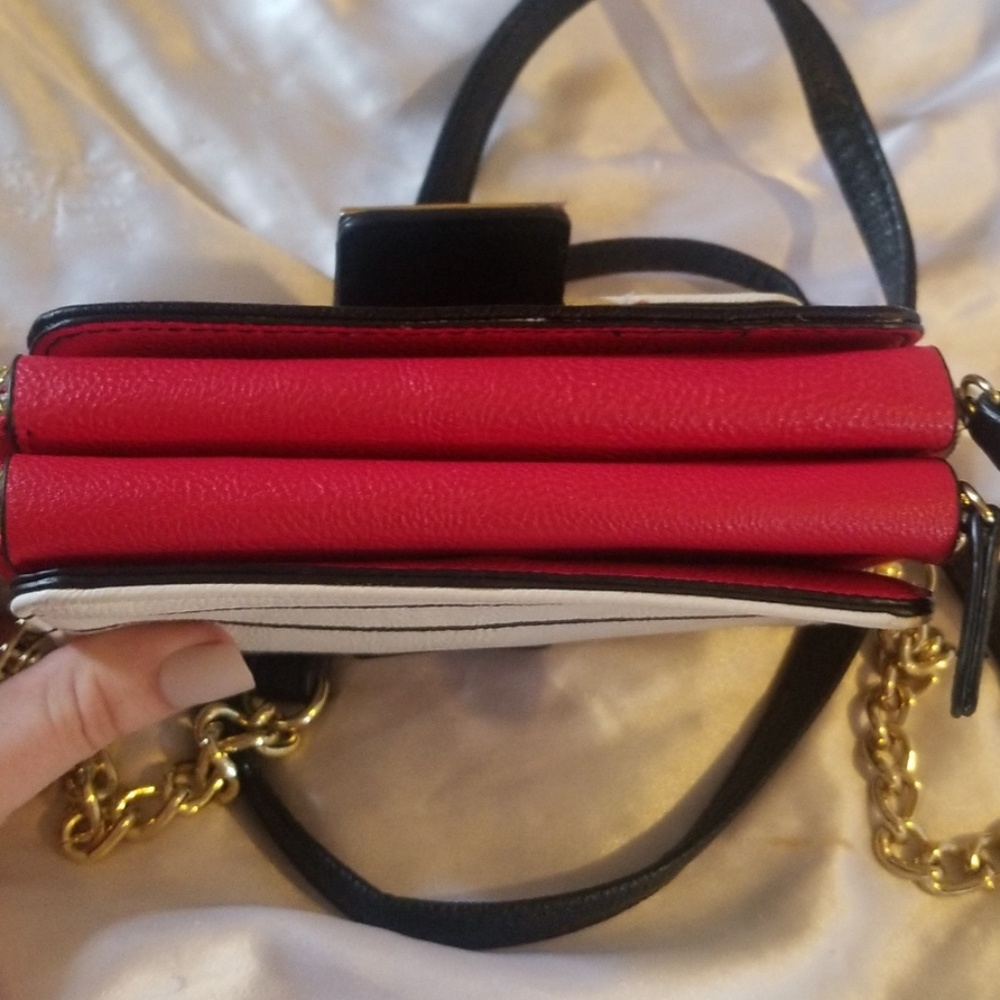 Betsey Johnson  cross body - Picture 5 of 8